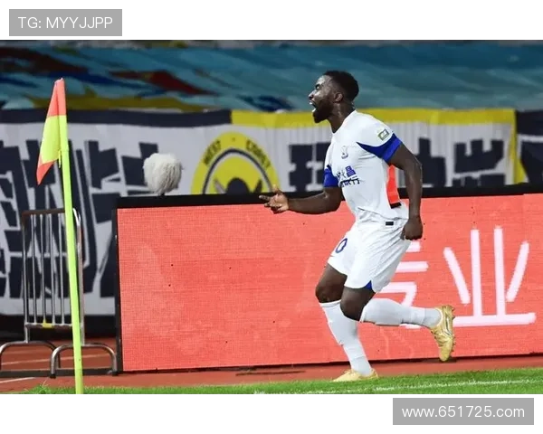 奥斯卡：全队紧跟教练战术细节